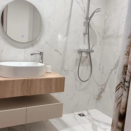 Apartment Ab *